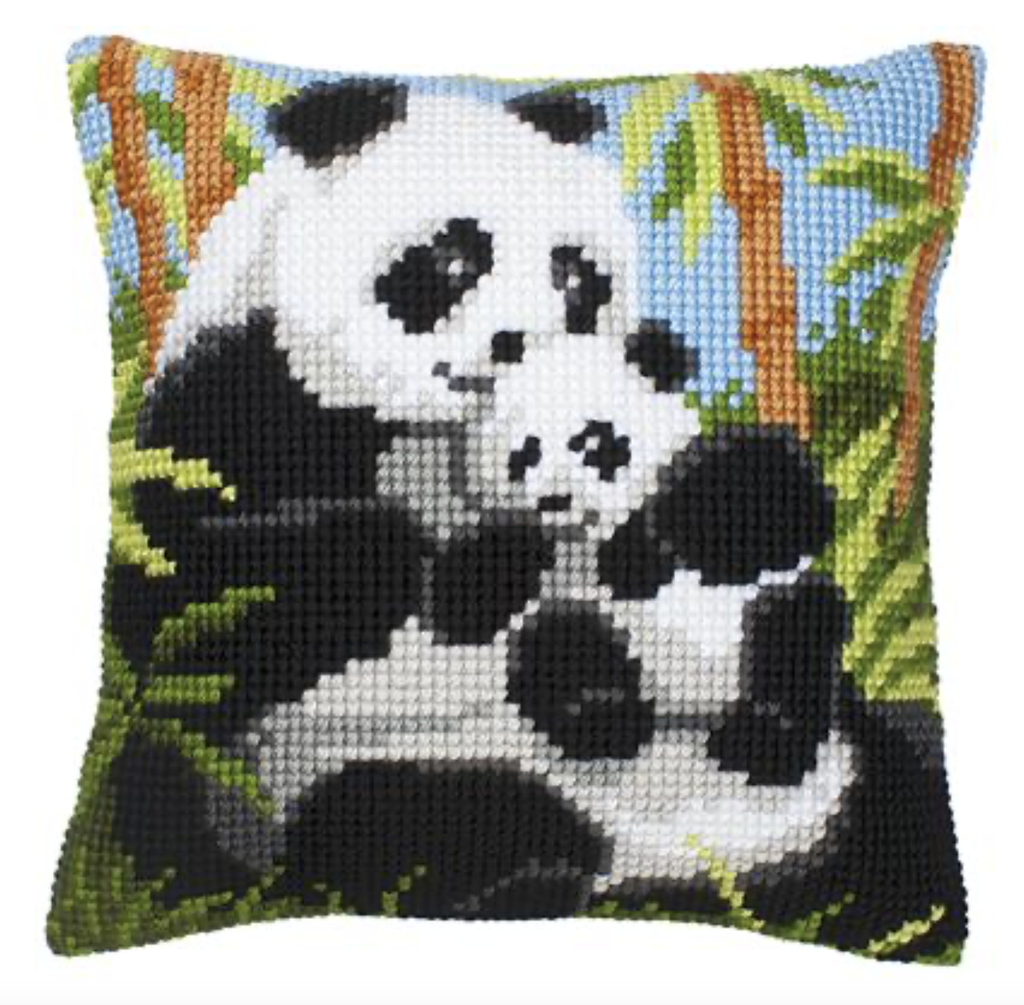 Kruissteekkussen kit Pandafamilie